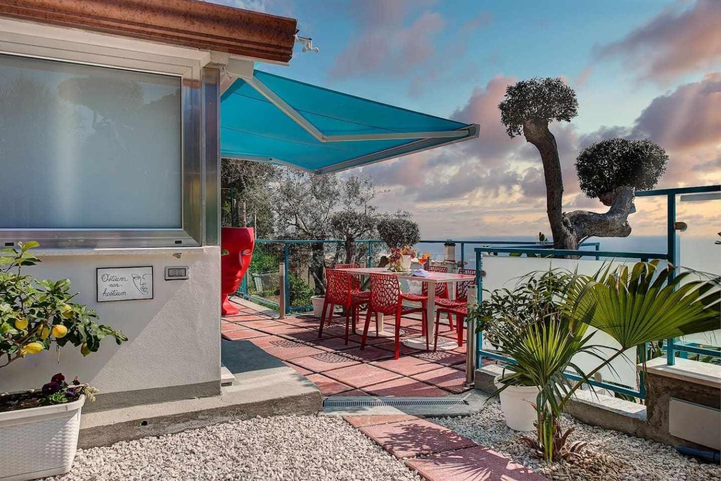 Islamorada Pool And Sea View